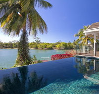22 Noosa Parade - Accommodation Main Beach