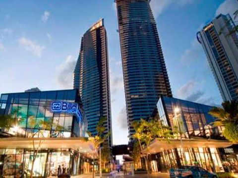 Circle On Cavill Riverview Apartment - Accommodation Main Beach 0