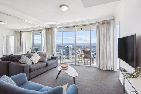 Chevron Renaissance - Level 33 Southern Facing 2B Apartment - Accommodation Main Beach 0