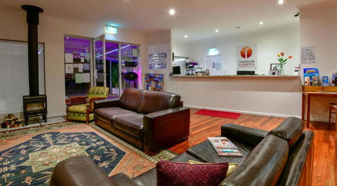 Crossroads Ecomotel - Accommodation Main Beach 3