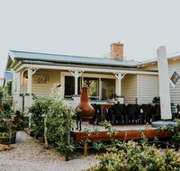 3 Willows Vineyard Cottage - Accommodation Main Beach
