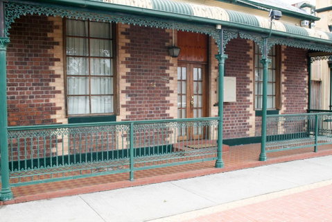 34 On Emily - Accommodation Main Beach 0