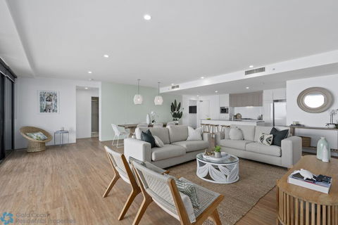 4 Bedroom Sub Penthouse Lvl 60 At Circle On Cavill - Accommodation Main Beach 1
