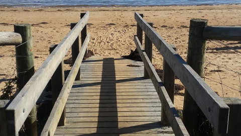 4 Bounty - Accommodation Main Beach 1