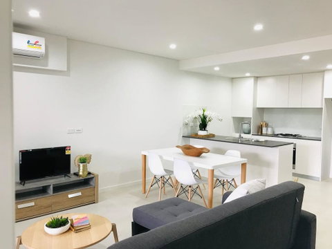 404 Kalina 2 Bedrooms - Accommodation Main Beach 1