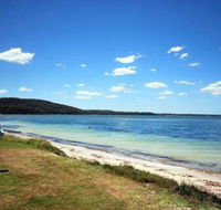 5 'Harbourside' 3-7 Soldiers Point Road - ground floor waterfront unit - Accommodation Main Beach