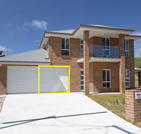 5 Bent Street - huge house with Foxtel  Aircon - Accommodation Main Beach