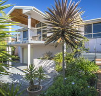 58 Seaview St - Summer Days - Accommodation Main Beach