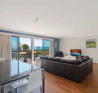 74 Ocean Parade - Accommodation Main Beach