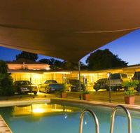 A  A Motel - Accommodation Main Beach