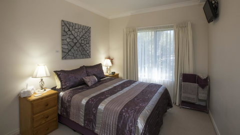 A Good Rest B & B - Accommodation Main Beach 1
