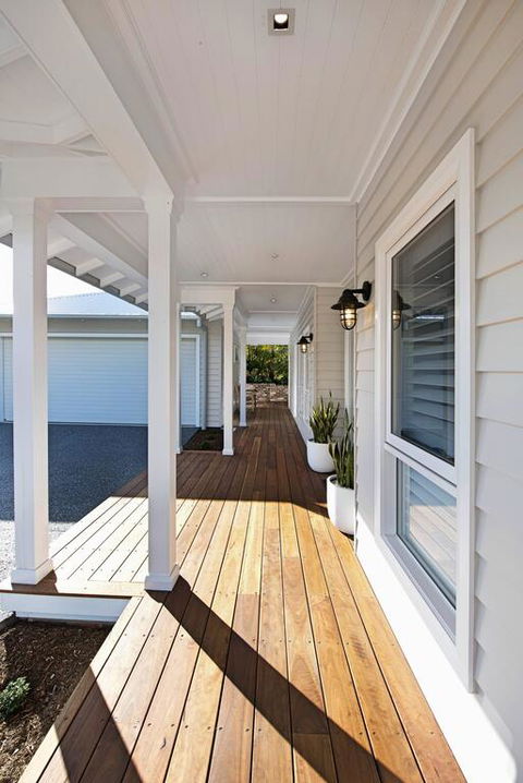 A Home Like Few Others - Accommodation Main Beach 3