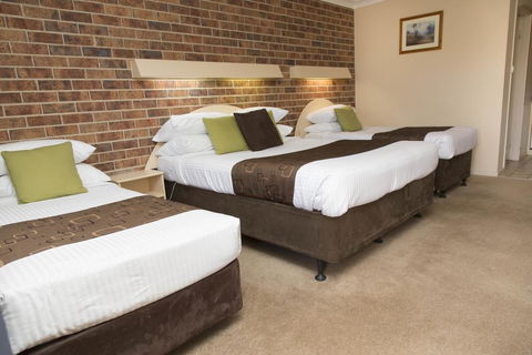 A Line Motel - Accommodation Main Beach 3