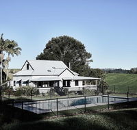 A PERFECT STAY - Benny's Cottage - Accommodation Main Beach
