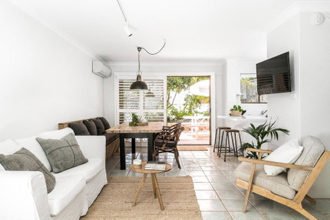 A PERFECT STAY - Cooinda - Accommodation Main Beach 0