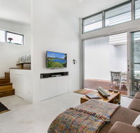 A PERFECT STAY - Studio 9 - Accommodation Main Beach