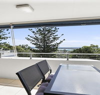 A Stylish Apartment with Noosa Views - Unit 6 Yaringa 29 Noosa Drive - Accommodation Main Beach