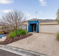 A TOUCH OF CLASS - PET FRIENDLY OUTSIDE ONLY - Accommodation Main Beach