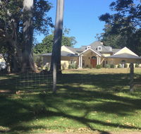 A Very French House - Accommodation Main Beach