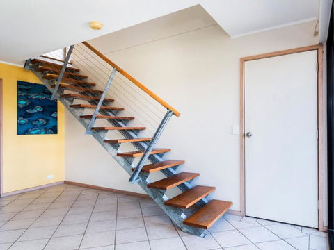 Aaronvale - Accommodation Main Beach 1