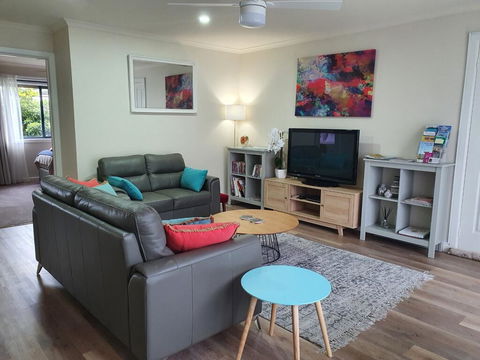 Abalone Guest Accommodation - Accommodation Main Beach 0