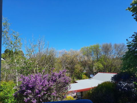 Abelia Cottages SPA LAKESIDE COTTAGE NO 1 - Accommodation Main Beach 2