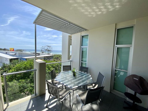 Absolute Beachfront - Cabarita Beach - Ocean Views - 3 Bed Apartment - Accommodation Main Beach 1
