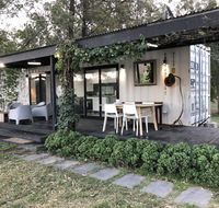 Absolute riverfront shipping container cabin - Accommodation Main Beach