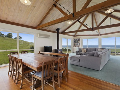 Acacia Brae - Accommodation Main Beach 1