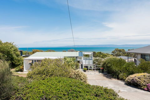 Acacia Cottage - Accommodation Main Beach 3