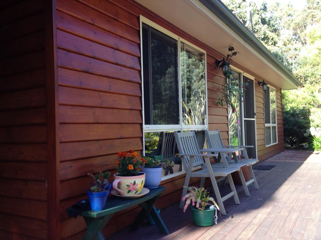 Acacia Hills TAS Accommodation Main Beach