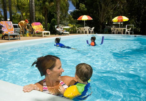 Acclaim Kingsway Tourist Park - Accommodation Main Beach 0