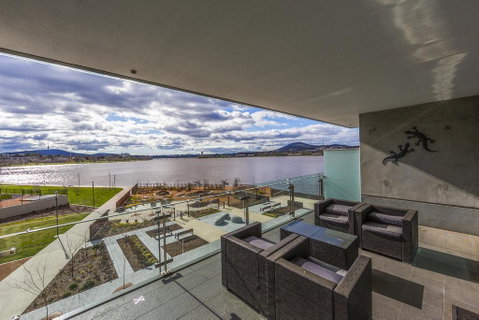Accommodate Canberra - Aurora - Accommodation Main Beach 0