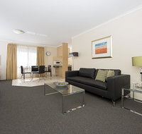 Accommodate Canberra - Kingston Court - Accommodation Main Beach