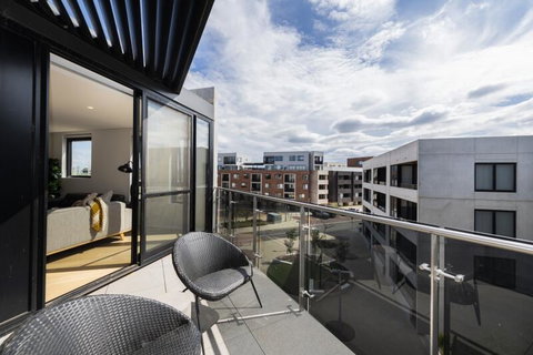 Accommodate Canberra - Northshore - Accommodation Main Beach 3