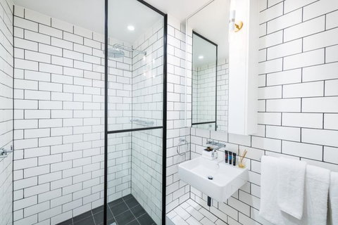 Accommodate Canberra - The Prince - Accommodation Main Beach 1