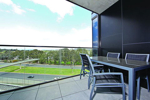 Accommodate Canberra- The Apartments Canberra City - Accommodation Main Beach 2