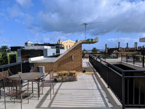 Acland Street Studio Apartment FREE PARKING - Accommodation Main Beach 3