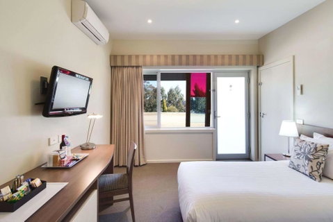 Drouin Motel - Accommodation Main Beach 3