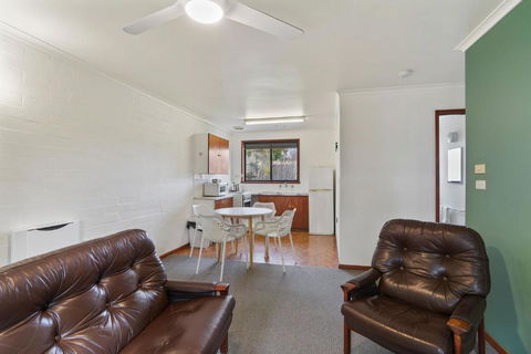 Eastern Beach Unit 4 - Accommodation Main Beach 2