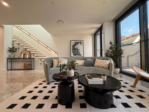 Eastgardens 4Bed 3Bath Brand New Townhouse 2 Car - Accommodation Main Beach 1