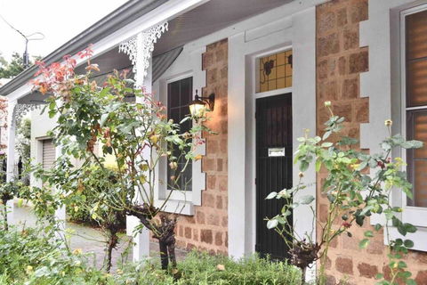 Eastside Oasis Norwood - Accommodation Main Beach 4