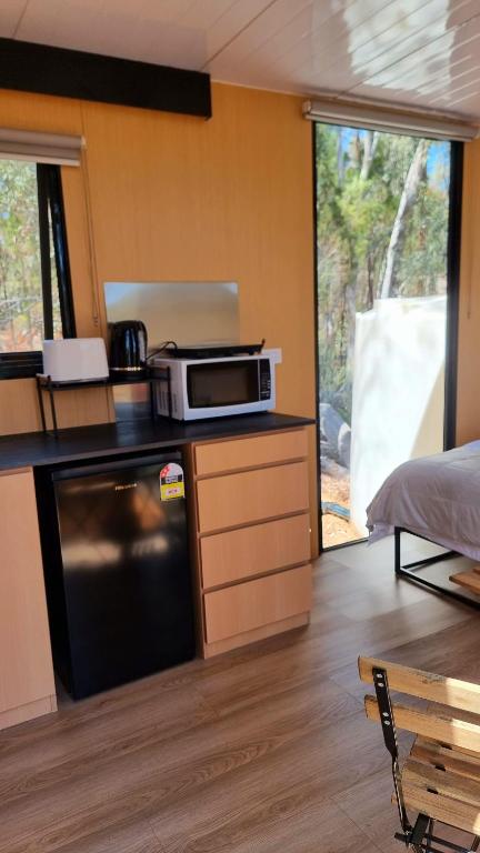 Echidna Ridge By Tiny Away - Accommodation Main Beach 4
