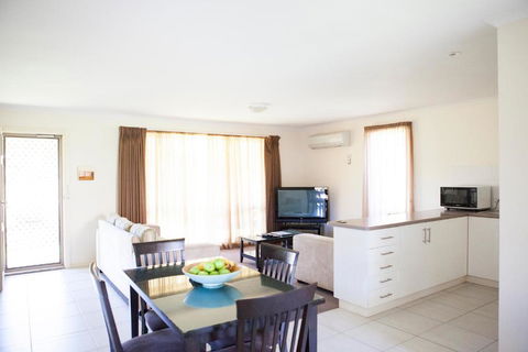 Echuca Moama Holiday Villas - Accommodation Main Beach 0
