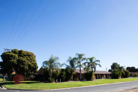 Echuca Moama Holiday Villas - Accommodation Main Beach 4