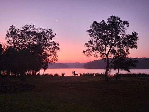 Edge Water Escape - Accommodation Main Beach 1