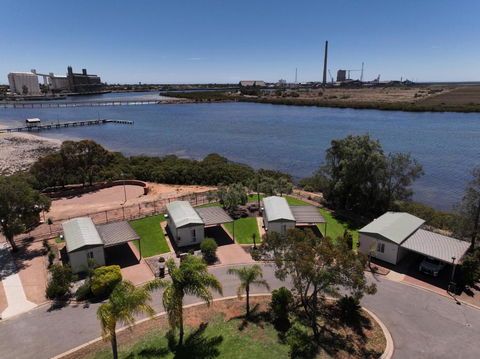 Echo Holiday Parks - Port Pirie - Accommodation Main Beach 1
