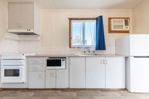 Echo Holiday Parks - Port Pirie - Accommodation Main Beach 4