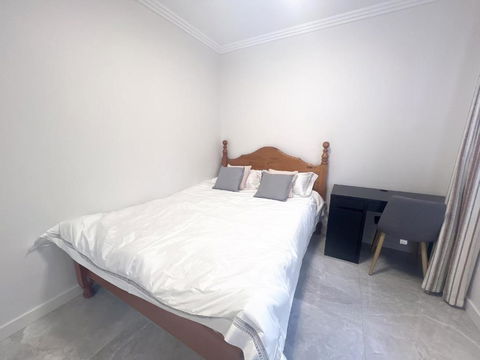 Entire New Granny Flat With 3 Bedrooms 2 Bathrooms - Accommodation Main Beach 3