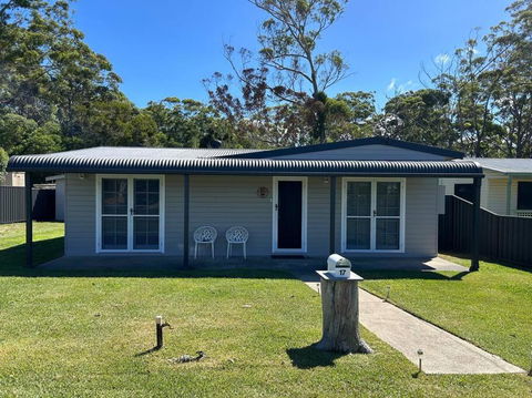 Elanora - Home By The Sea In Sussex Inlet - Accommodation Main Beach 0